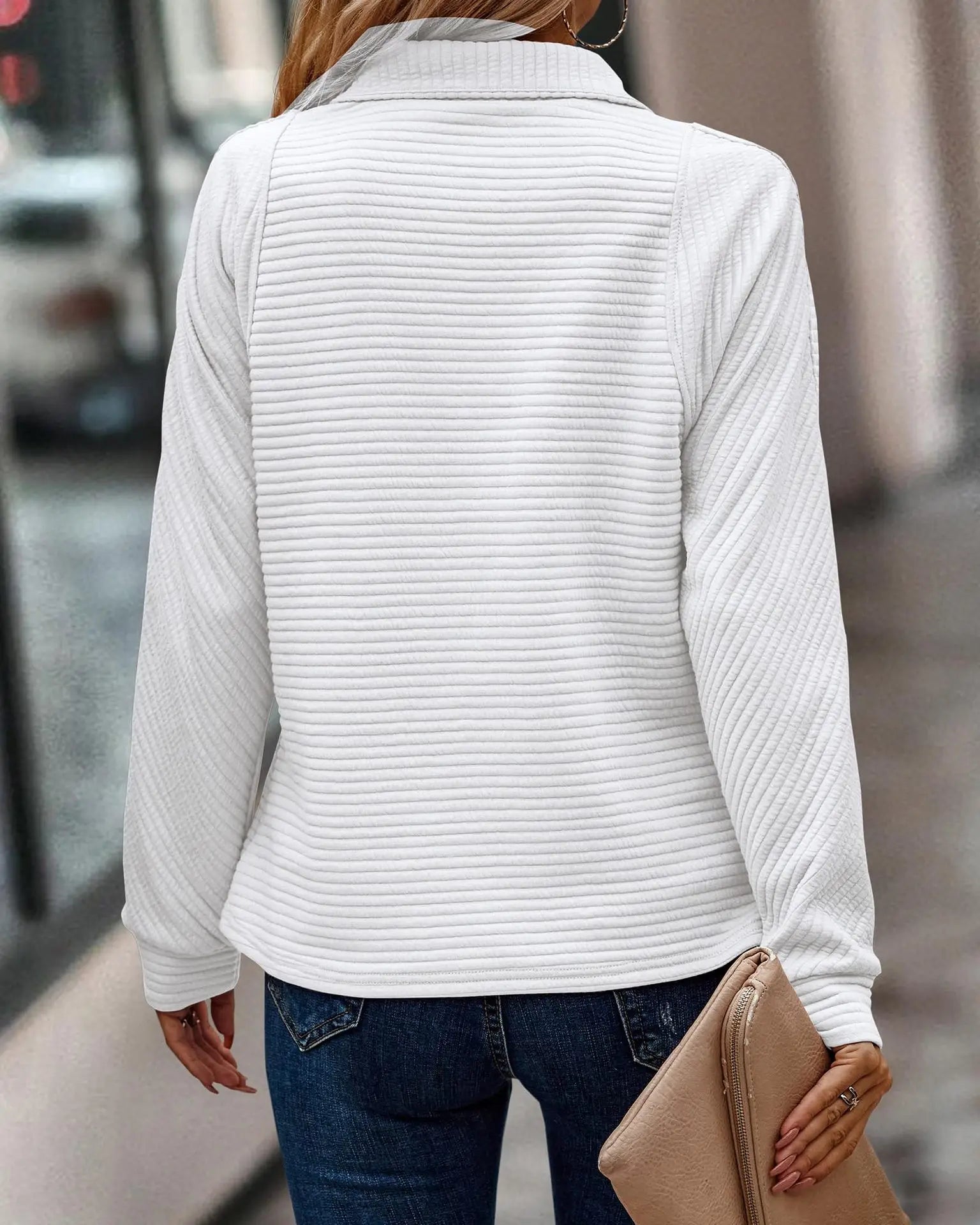 Elegant V-Neck Sweater Davin Luxe