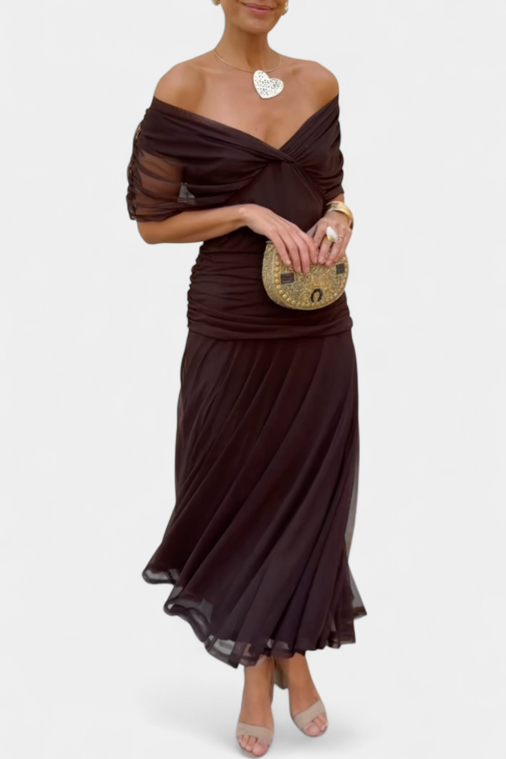 Laluna® | Elegant Dress With V-Neckline