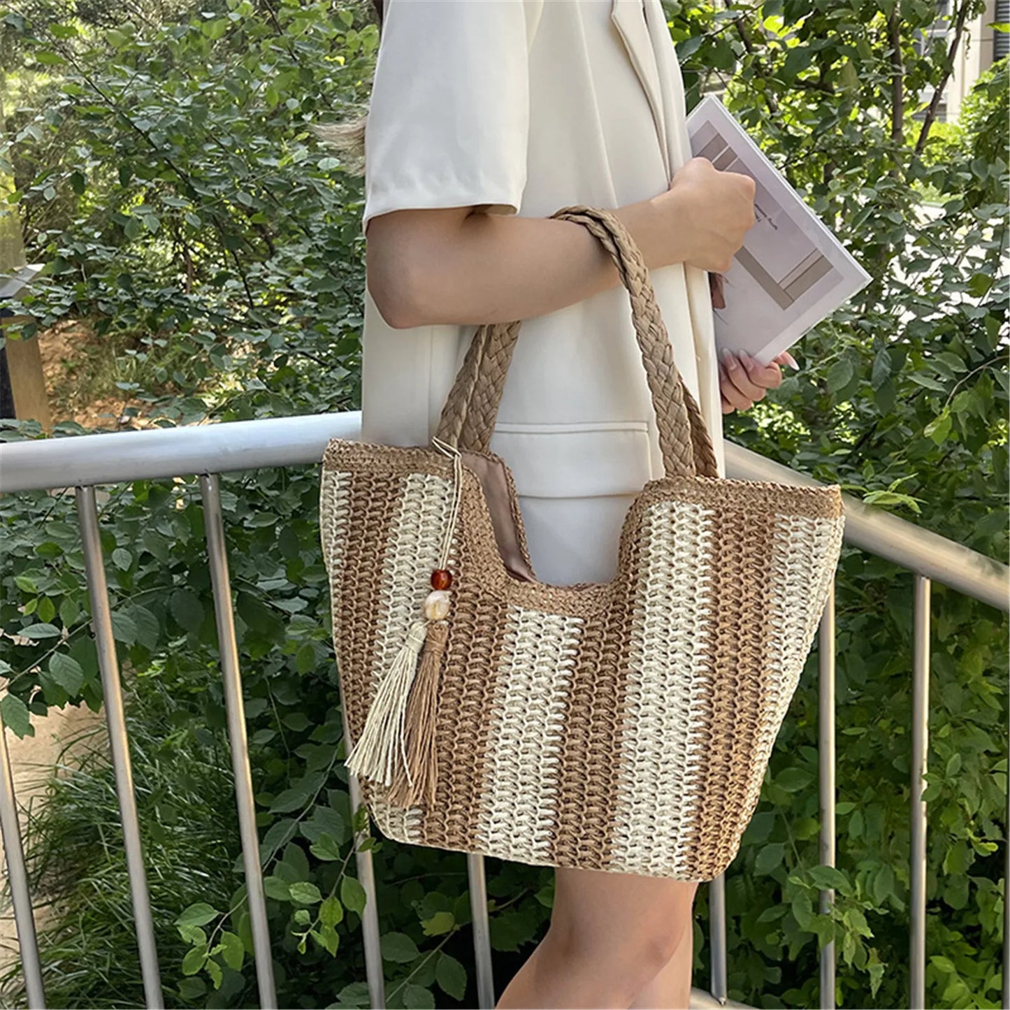 Leisure Straw Woven Carrier Bag