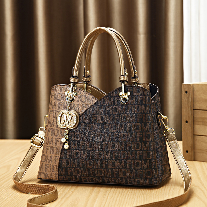 Chic Everyday Handbag