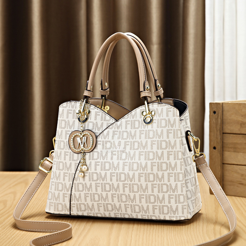 Chic Everyday Handbag